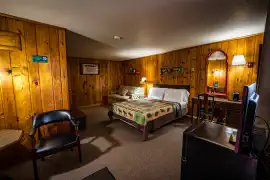 Standard One Queen Bed - Motel in Hayward, Wisconsin