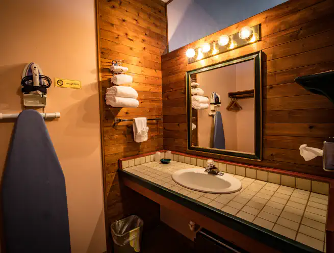 Waterfront Two Queen Beds