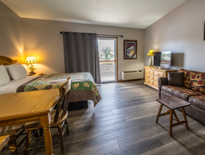 Waterfront One Queen Bed