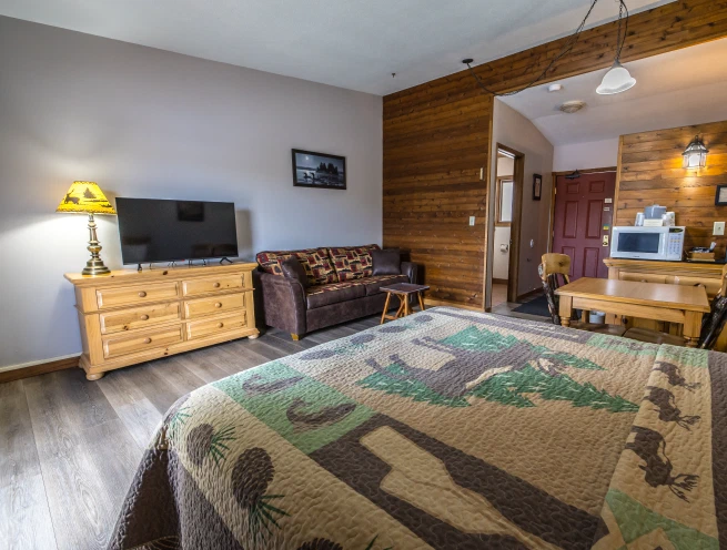 Waterfront One Queen Bed